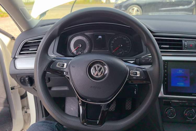 Used Volkswagen Lamando 2019 230TSI DSG Fashion Edition China V Standard
