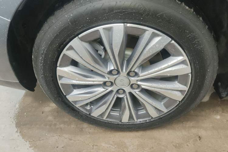 Used Hongqi E-QM5 2023 620km PLUS