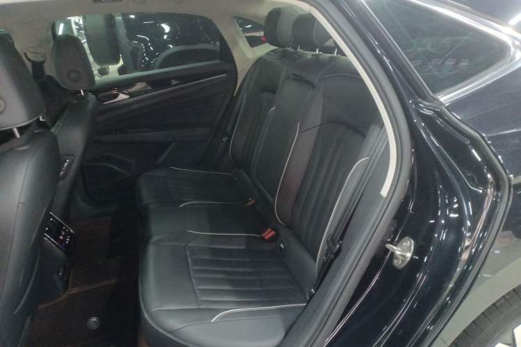 Used Volkswagen Passat 2023 330TSI Elite Edition
