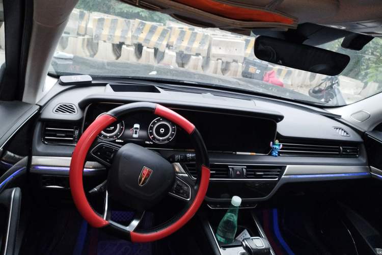 Used Hongqi HS5 2022 Revised Version 2.0T Smart Connect Flagship Edition
