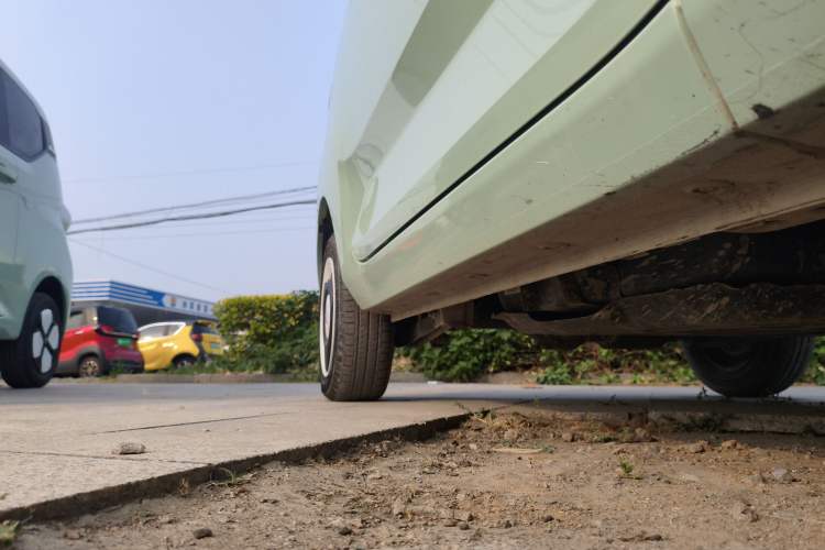 Used Wuling Hongguang MINIEV 2022 Macaron Premium Model – Lithium Iron Phosphate
