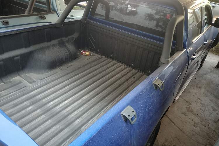 Used Great Wall Poer 2023 2.0T Commercial Version Automatic Diesel 4x4 Elite Long-Box GW4D20M
