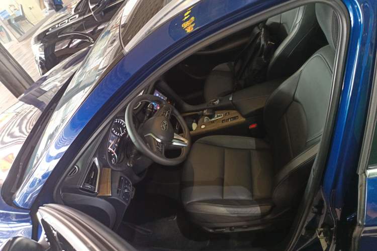 Used Infiniti QX50 2018 2.0T Two-Wheel Drive Fashion Edition