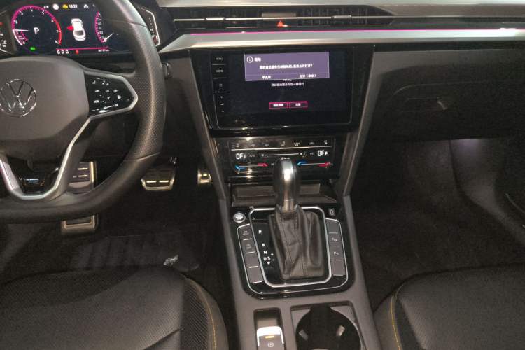 Used Volkswagen FAW-Volkswagen CC 2023 380TSI Striking Edition
