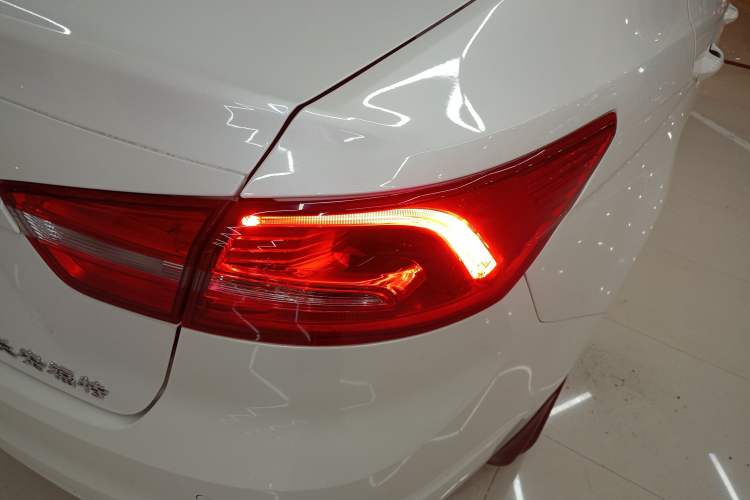 Used Ford Escort 2015 1.5L Automatic Comfort Model
