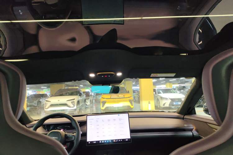 Used  SU7 2024 Four-Wheel Drive Ultra-Long Range Advanced Intelligent Driving Max Edition
