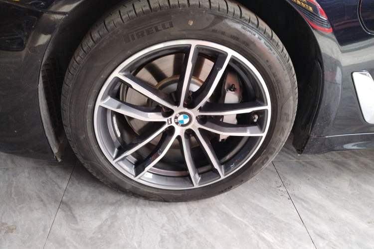 Used BMW 5 Series New Energy 2021 535Le Pioneer Edition M Sport Package
