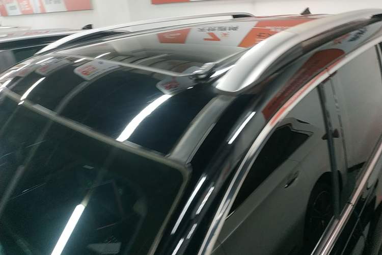 Used GAC Trumpchi GS8 2017 320T Two-Wheel Drive Luxury Smart Connectivity Version (7 Seats)