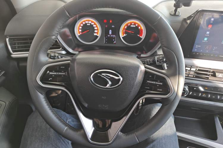 Used Soueast DX5 2019 1.5L Manual Luxury Version