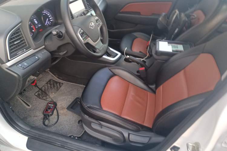 Used Hyundai Elantra 2016 1.6L Automatic ZhiXuan – Elite Version
