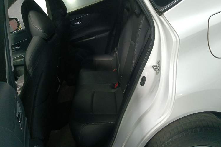 Used Toyota Venza 2022 2.0L CVT Two-Wheel Drive Prestige Edition
