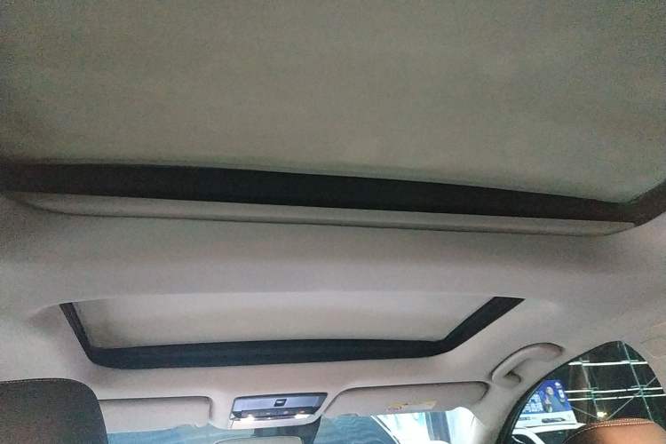 Used Nissan Teana 2024 2.0L SV Black Gold Edition
