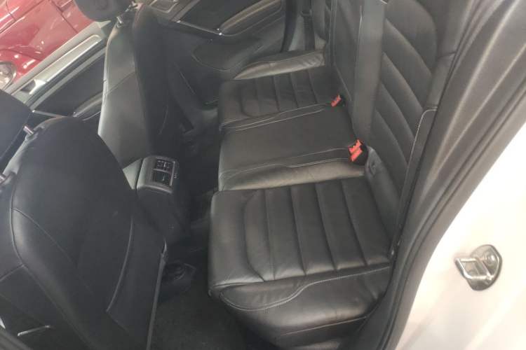 Used Volkswagen Golf 2015 1.4TSI Automatic Luxury Model