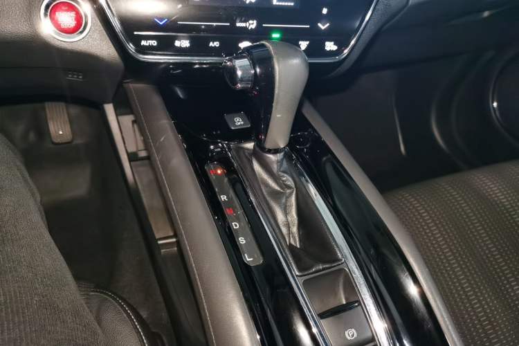 Used Honda Vezel 2015 1.8L CVT 2WD Luxury Model