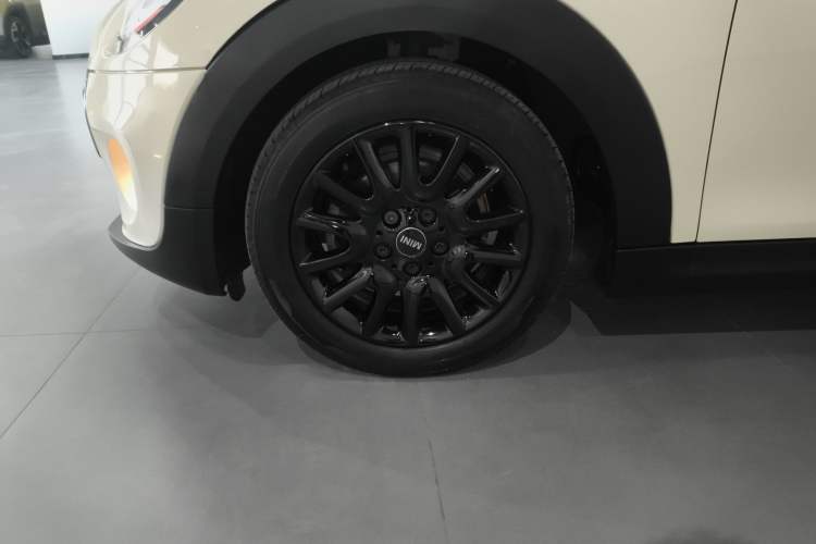 Used  MINI 2016 1.5T COOPER
