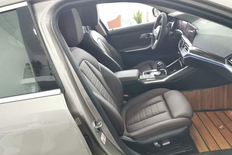 Used BMW 3 Series 2020 Restyled 325Li M Sport Package
