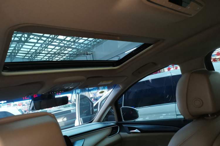 Used Buick GL8 2021 ES Land Cruiser 653T Luxury Edition
