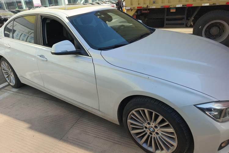 Used BMW 3 Series 2018 320Li Fashion Model
