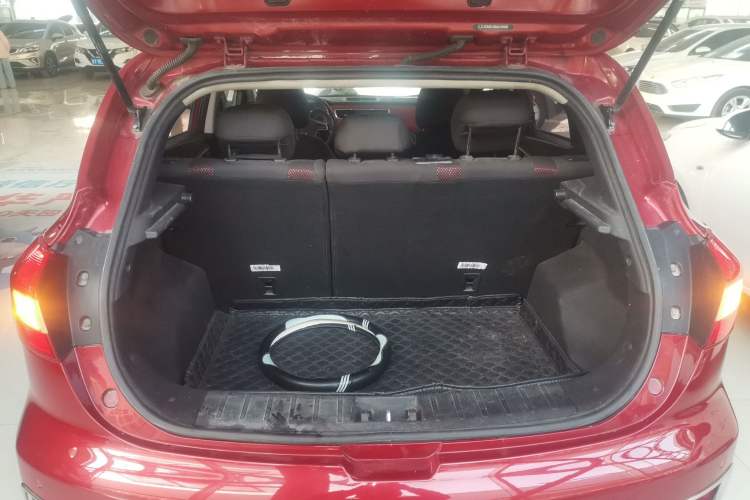 Used  Refine S2 2017 1.5L Manual Luxury Model
