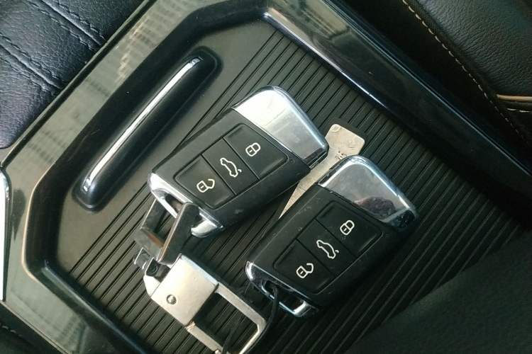 Used Volkswagen Passat 2019 330TSI Elite Edition China VI
