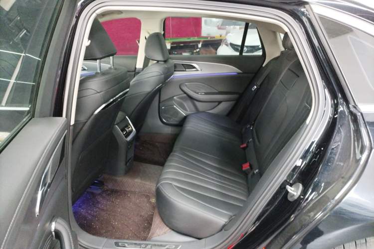 Used Hongqi H5 2024 2.0T Automatic Smart Connect Flagship Edition