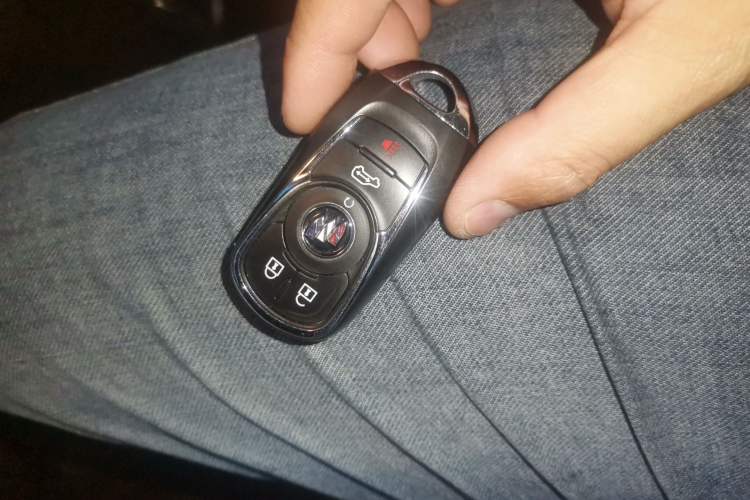 Used Buick GL8 2023 Land Executive Class 652T Luxury Model
