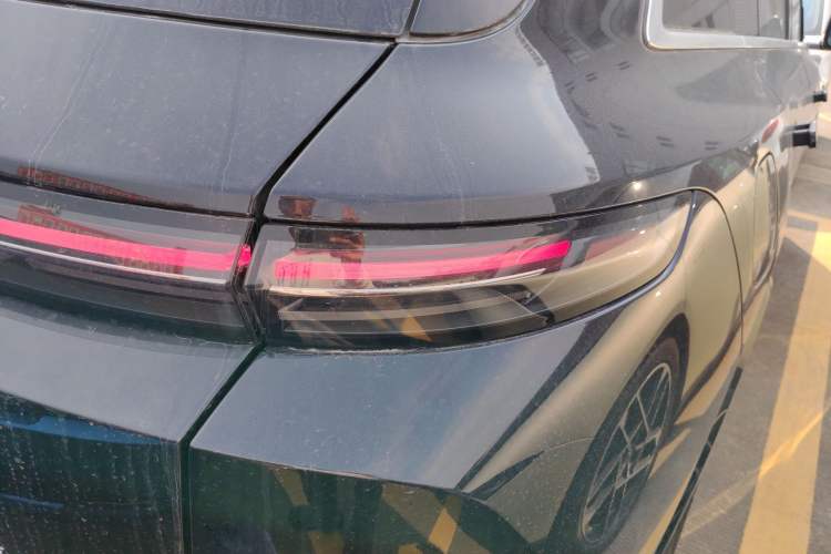 Used Li Auto L7 2025 Pro Smart Refresh Edition
