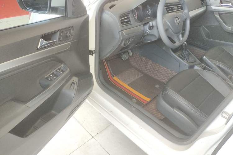 Used Volkswagen Lavida 2019 Lavida Start 1.5L Automatic Trendy Version China VI Standard