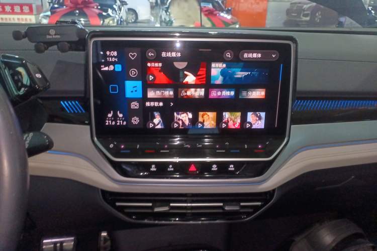 Used Volkswagen ID.6 CROZZ 2022 Long-Range PRO Edition
