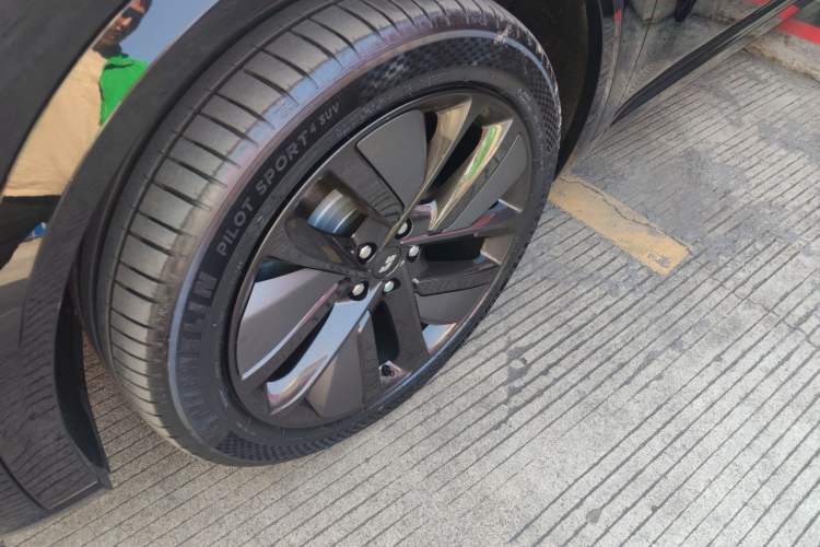 Used Li Auto L9 2022 Max model