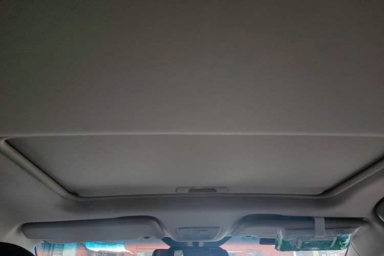 Used Baojun 560 2016 1.8L Manual Luxury Edition