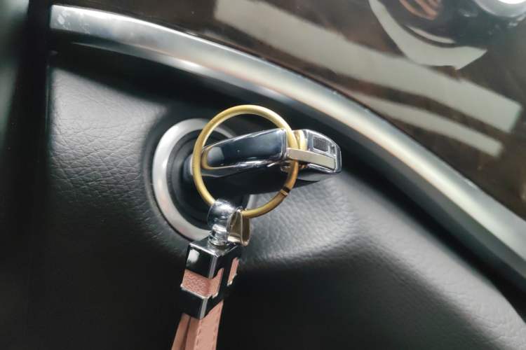 Used Mercedes-Benz V-Class 2018 V 260 Prestige Edition China VI
