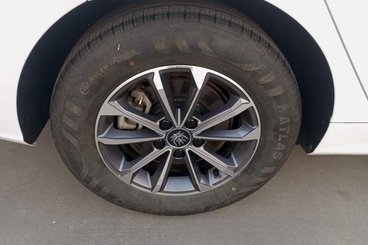 Used BYD Qin PLUS 2024 HONOR Edition DM-i 55KM Leading Model
