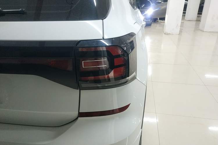 Used Volkswagen Tacqua 2021 280TSI DSG R-Line Smart Connectivity Version