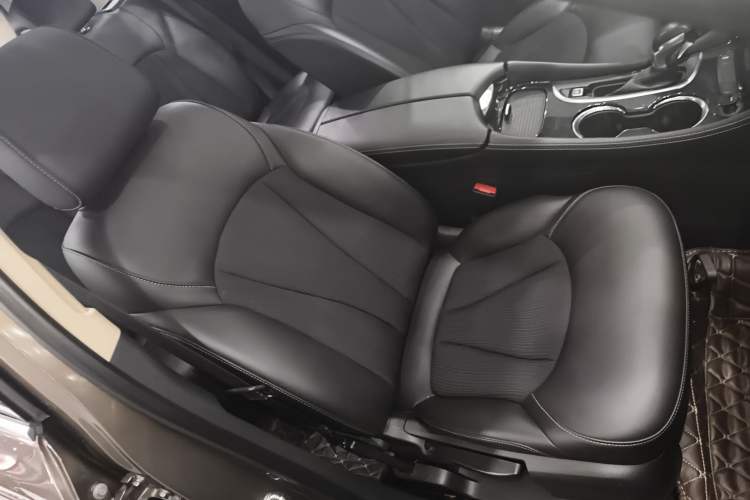 Used Buick Envision 2017 20T Two-Wheel Drive Leading Version