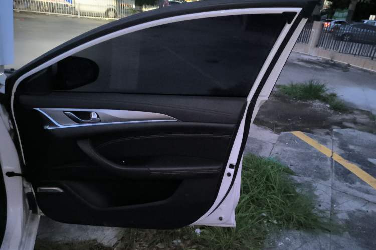 Used Changan Eado 2019 High-Energy Edition 1.6L GDI Manual Pioneer Model China VI Standard