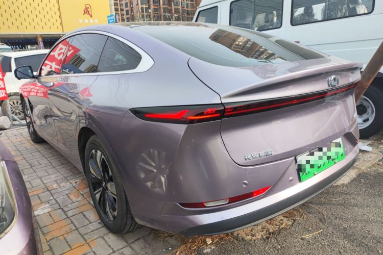 Used  A07 2025 All-Electric "Real Bargain" 525 Luxury Model