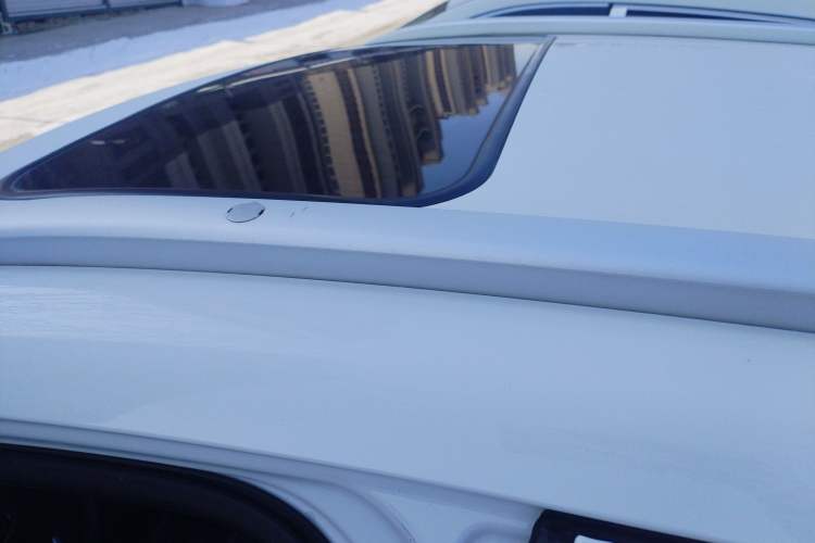 Used FAW Senya R7 2017 1.6L Automatic Smart Version
