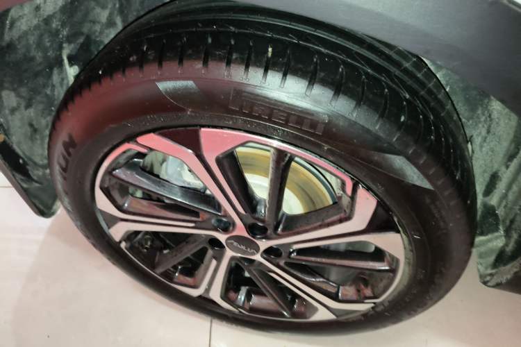 Used Dongfeng Aeolus Huge 2022 Mach Power 1.5T Dare-to-Love Edition