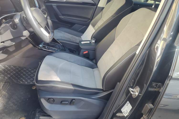 Used Volkswagen Tayron X 2020 330TSI Two-Wheel Drive Luxury Smart Connectivity Version
