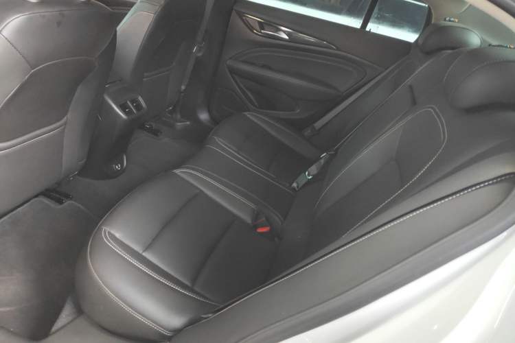 Used Buick Regal 2024 25T Deluxe Edition
