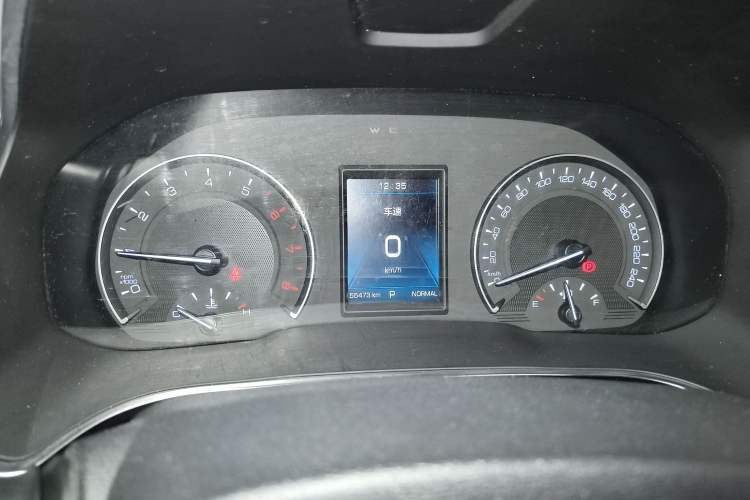 Used Wey VV5 2017 2.0T Ultra-Luxury Version
