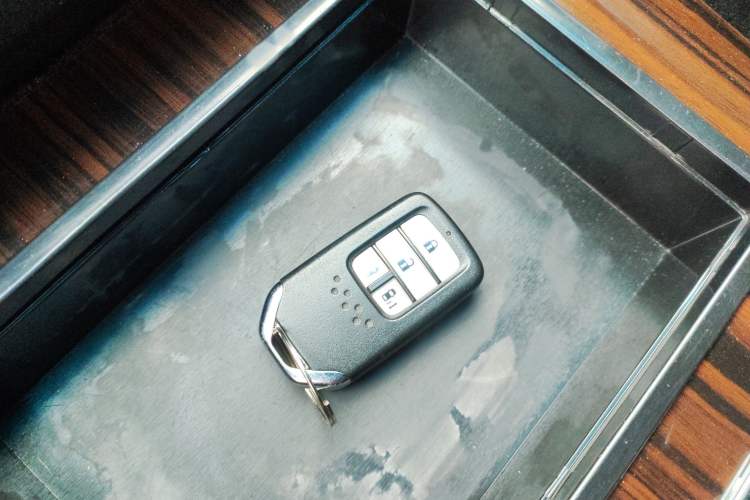 Used Honda Odyssey 2019 2.0L Rui-Zunxiang Edition