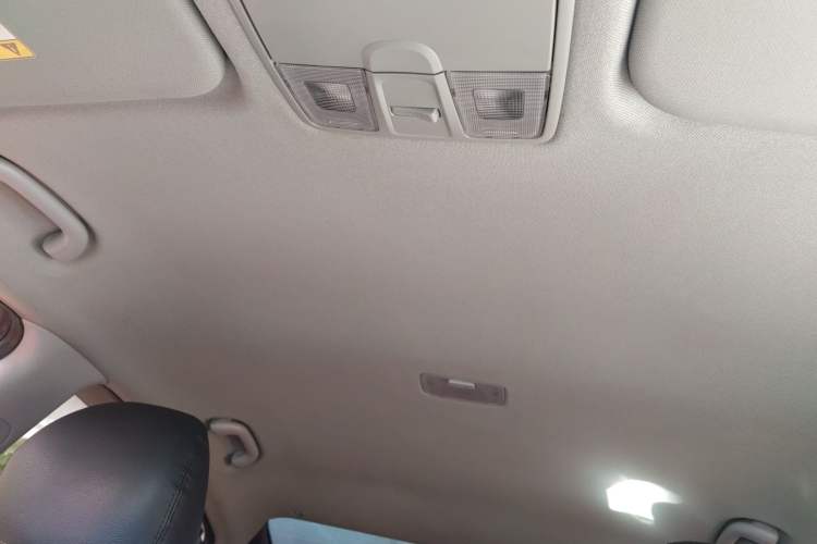 Used Hyundai Elantra 2016 1.6L Automatic Smart Version
