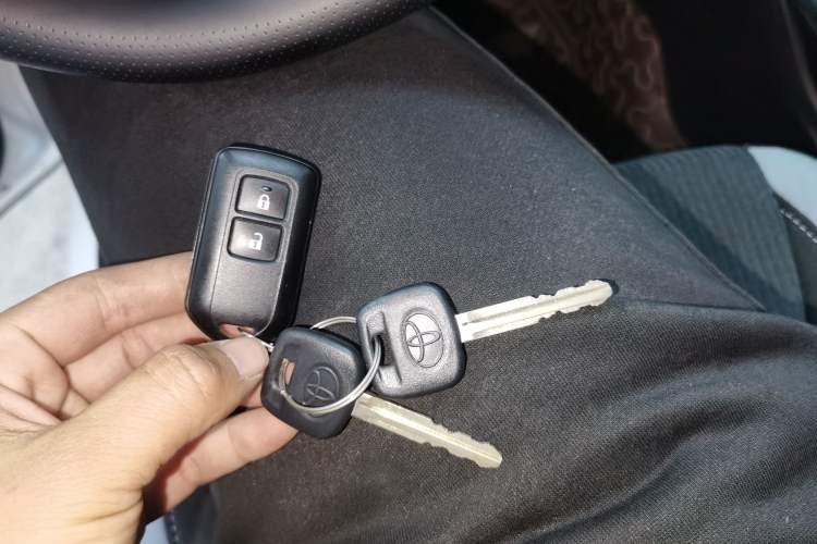 Used Toyota YARiS L 2022 X-Trail 1.5L CVT Leading PLUS Edition
