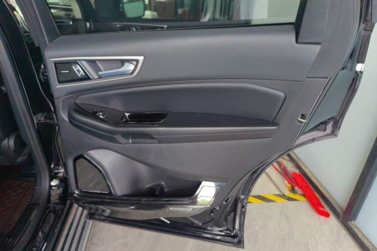 Used Ford Edge 2021 PLUS EcoBoost 245 Two-Wheel-Drive Elite 5-Seater