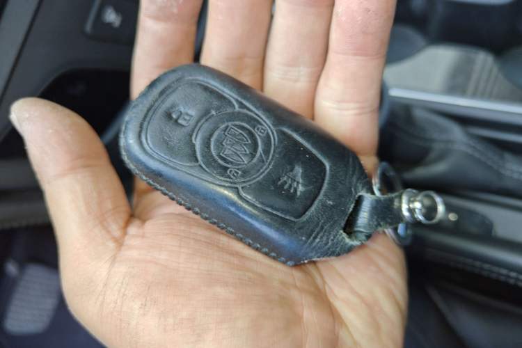 Used Buick Envision 2018 20T Two-Wheel-Drive Elite Model
