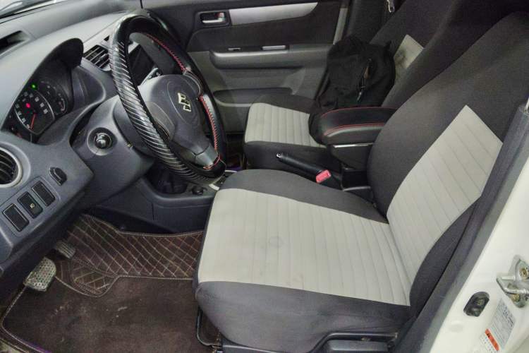 Used Suzuki Swift 2014 1.5L Automatic Fashion Edition
