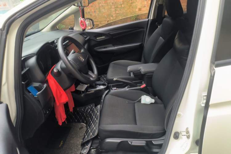 Used Honda Fit 2016 1.5L LXS CVT Comfort Sunroof Version