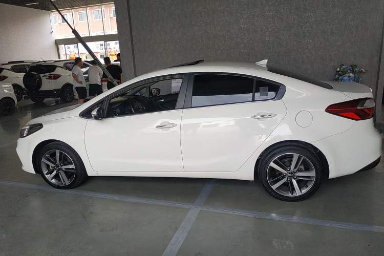 Used Kia K3 2017 1.6L Automatic 15th Anniversary Special Edition GLS
